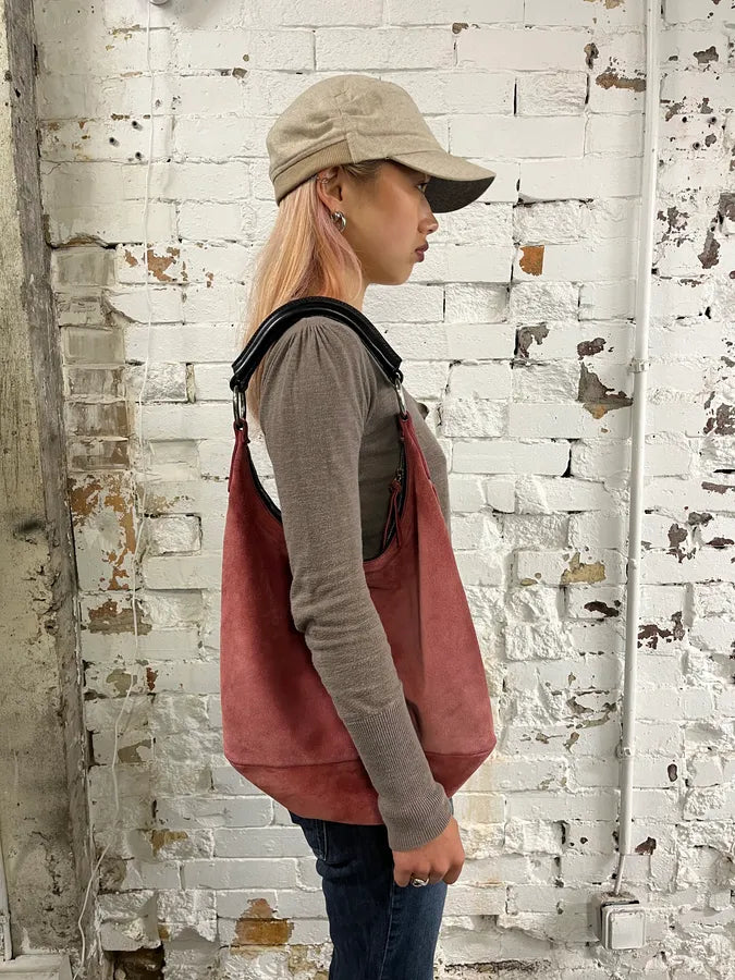 Miu Miu Faded Coral Suede Hobo Shoulder Bag XmeNfMw 2