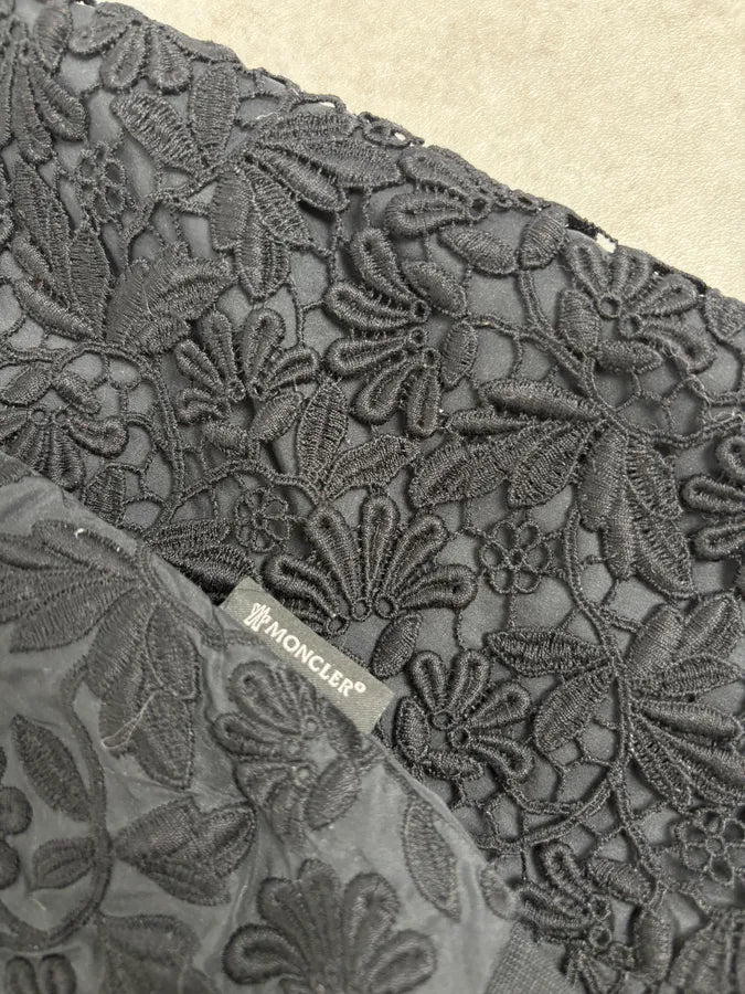 Moncler Black Flowers Embroidered Light Jacket ADgIwrL 8