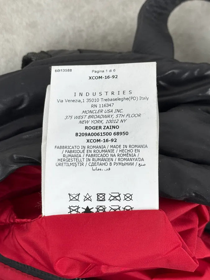 Moncler Black Nylon Puffer Backpack jIKVtvr 14
