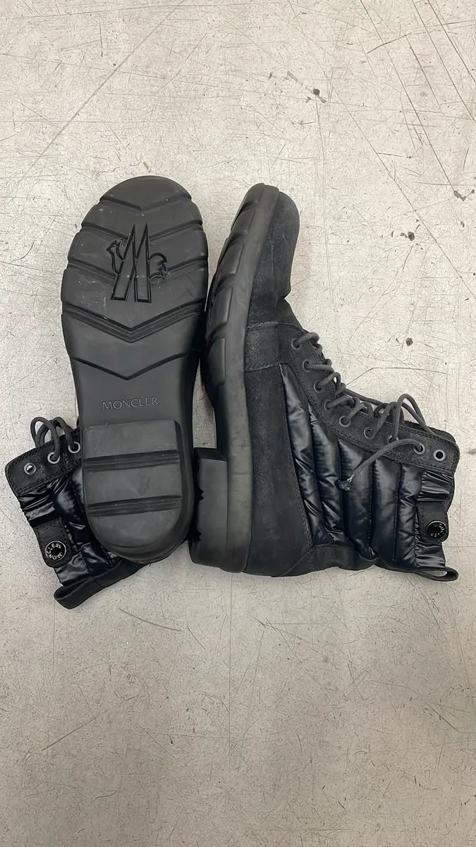 Moncler Black Suede Quilted Lace-Up Boots JBNHQrW 5