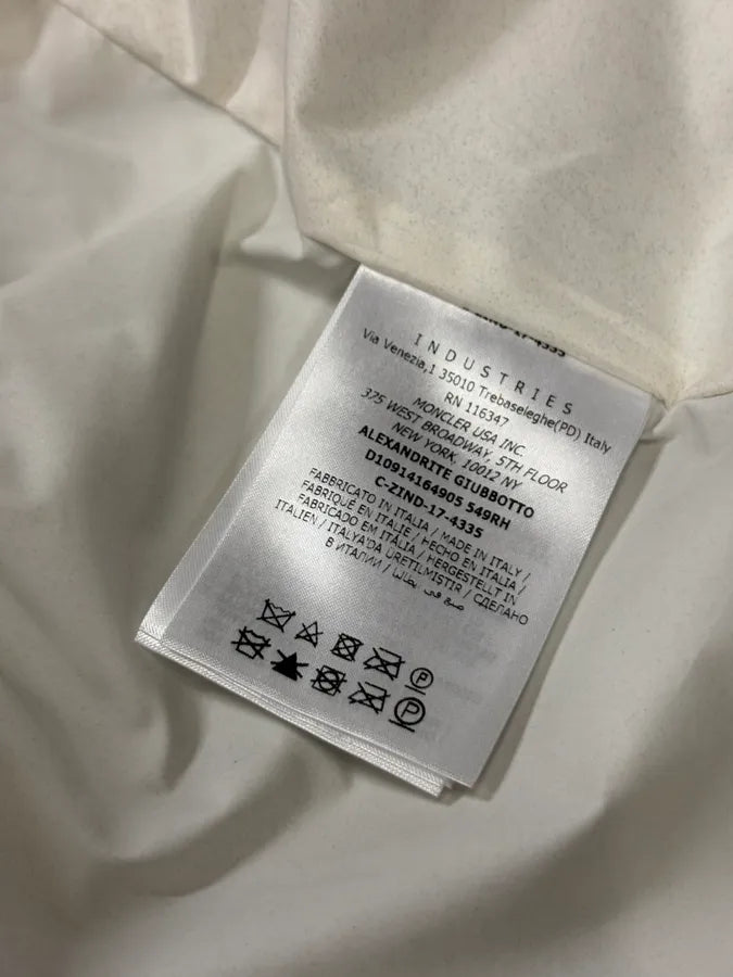 Moncler Cream Nylon Graphic Windbreaker Light Jacket dPOJJIP 12