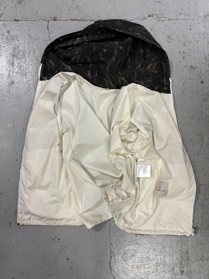 Moncler Cream Nylon Graphic Windbreaker Light Jacket dPOJJIP 7
