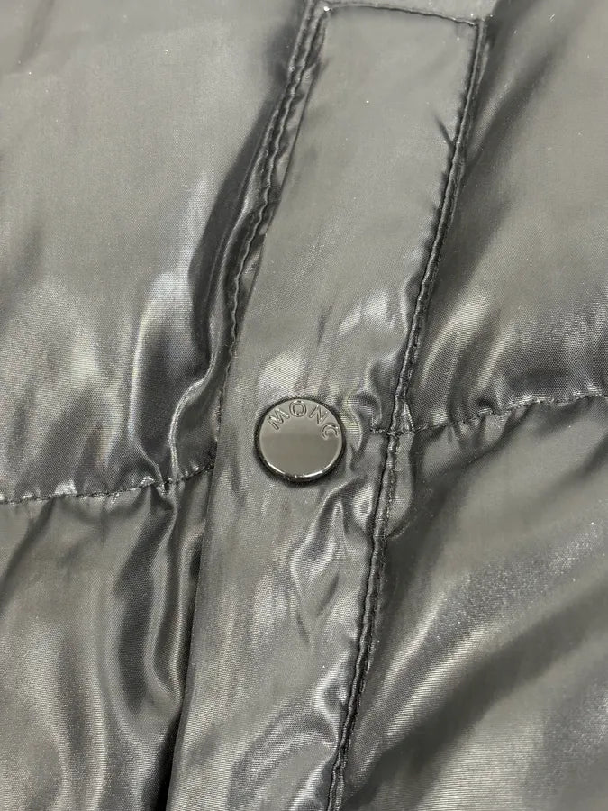 Moncler Fur Hooded Black Puffer Bomber Jacket UtdMLrR 9