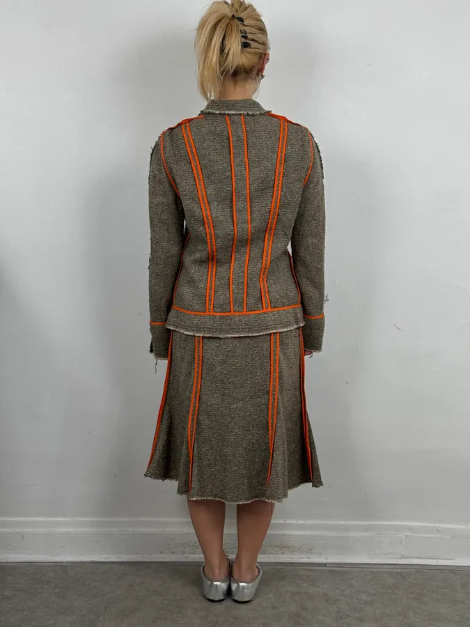 Moschino Beige Wool & Contrast Orange Trim Skirt & Blazer Set bPHzhvM 1