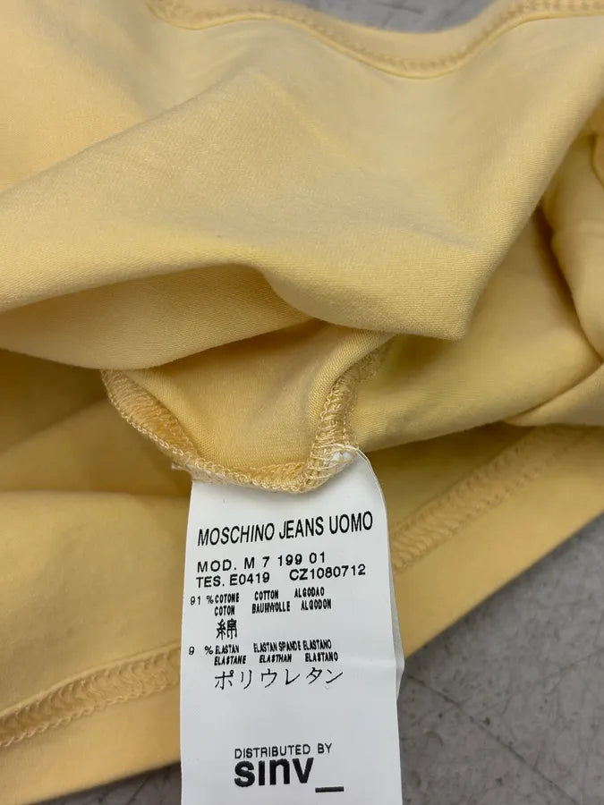 Moschino Yellow Camel I Need A Drink T-Shirt ajbLEii 9