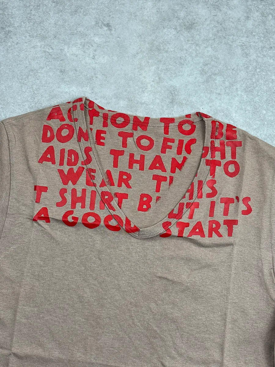 AW2008 Maison Martin Margiela Beige AIDS Slogan V Neck T-Shirt mzuqEXzW 4