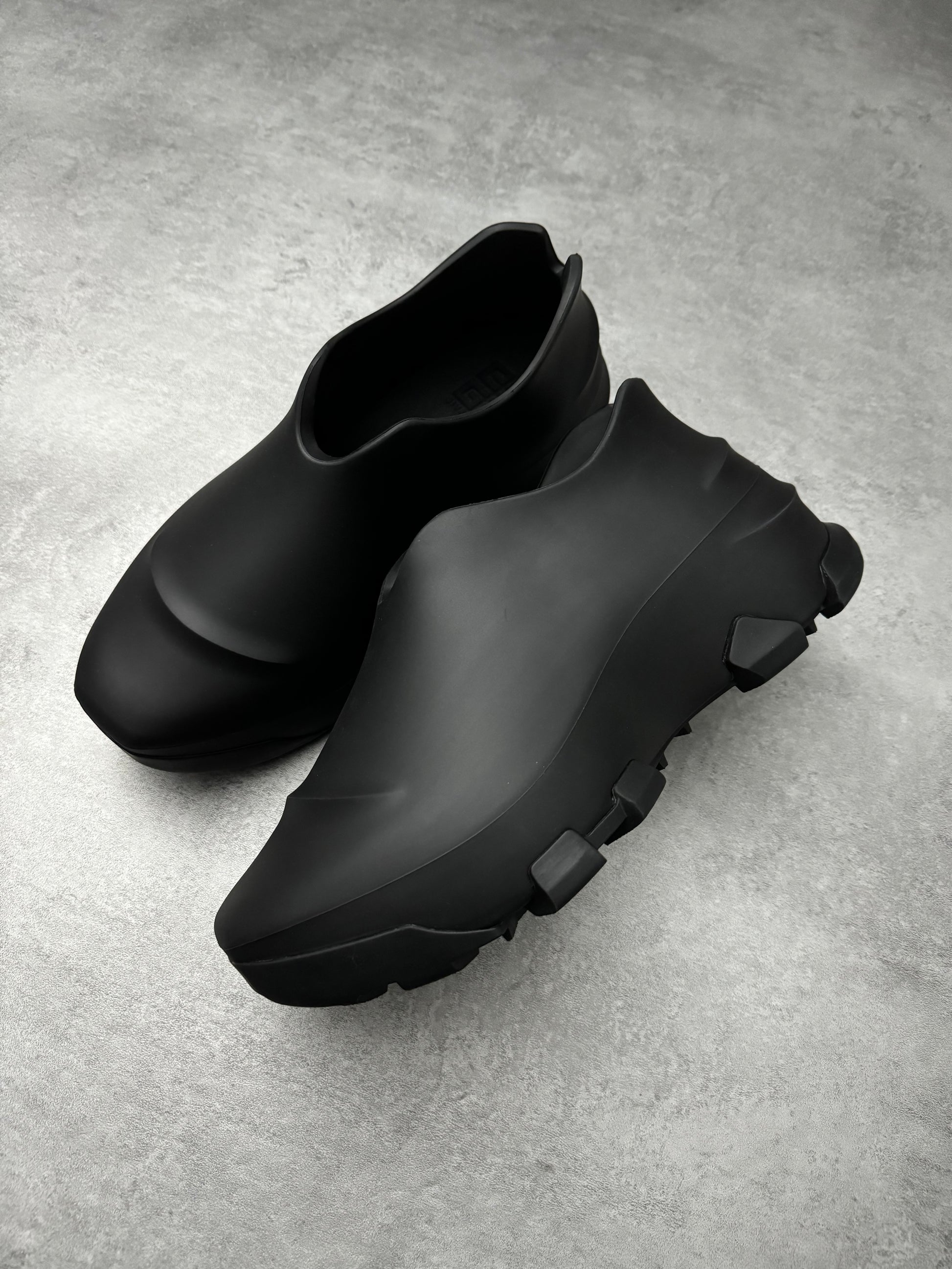 GIvenchy Mallow Monumental Black Rubber Sneakers (45) - 2