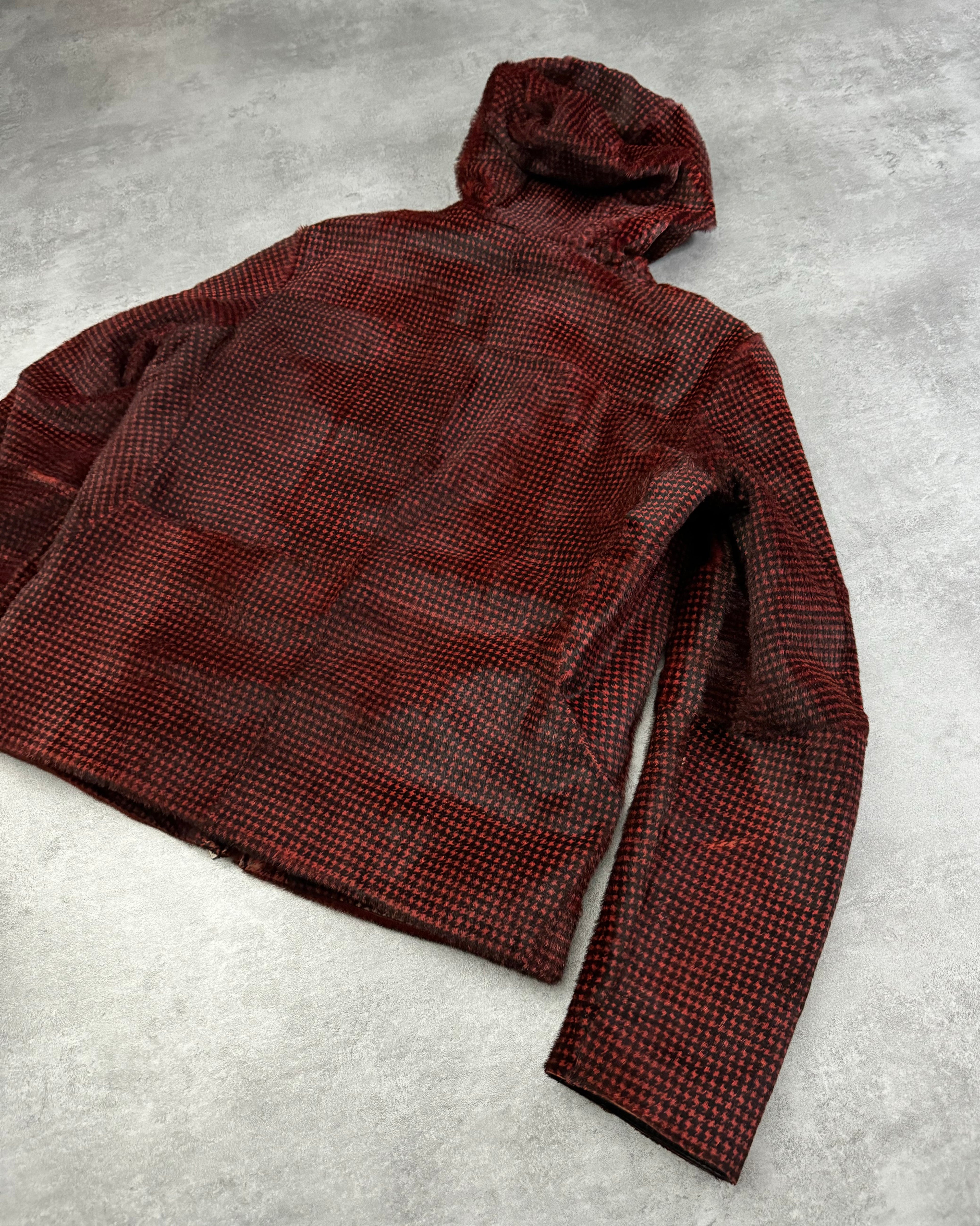 ジャケット・アウター AW2013 EMPORIO ARMANI Goat Fur Jacket FW2013 Emporio Armani Goat Fur Black & Red Hooded Avant-Garde