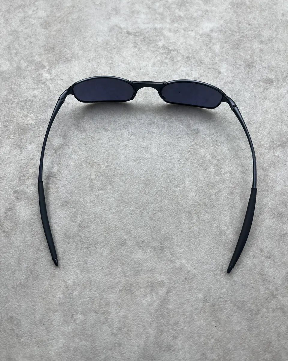 Oakley Square Wire 2.0. Black Sunglasses UxbzipX 5