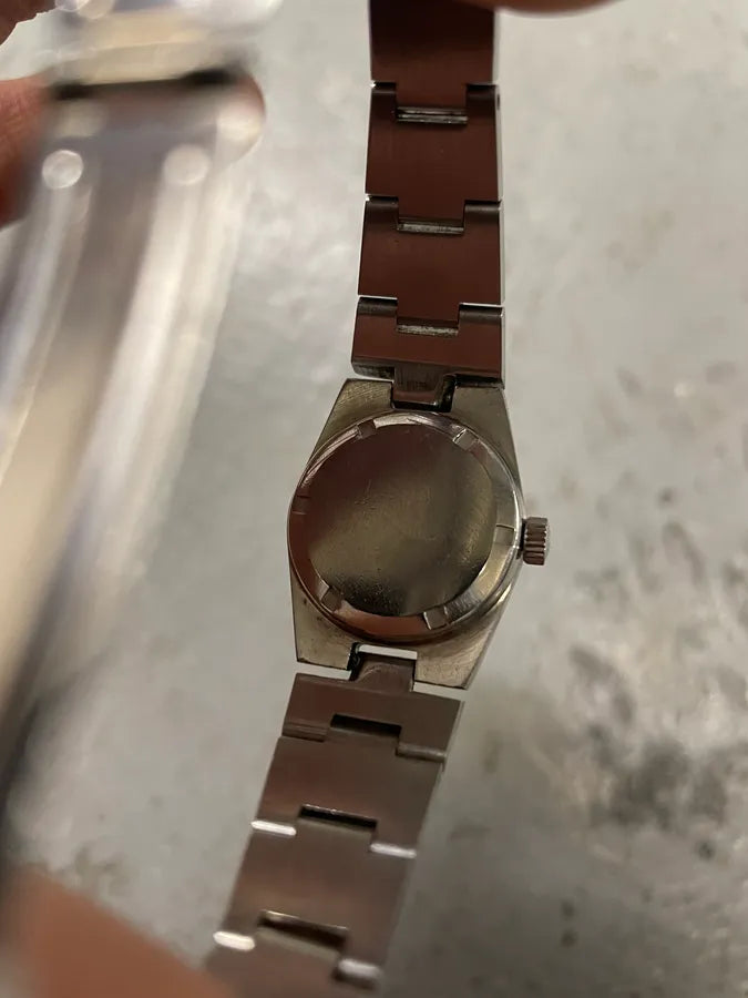 Omega Geneve Damenuhr Grey Silver Steel Contemporary Watch (OS) 2