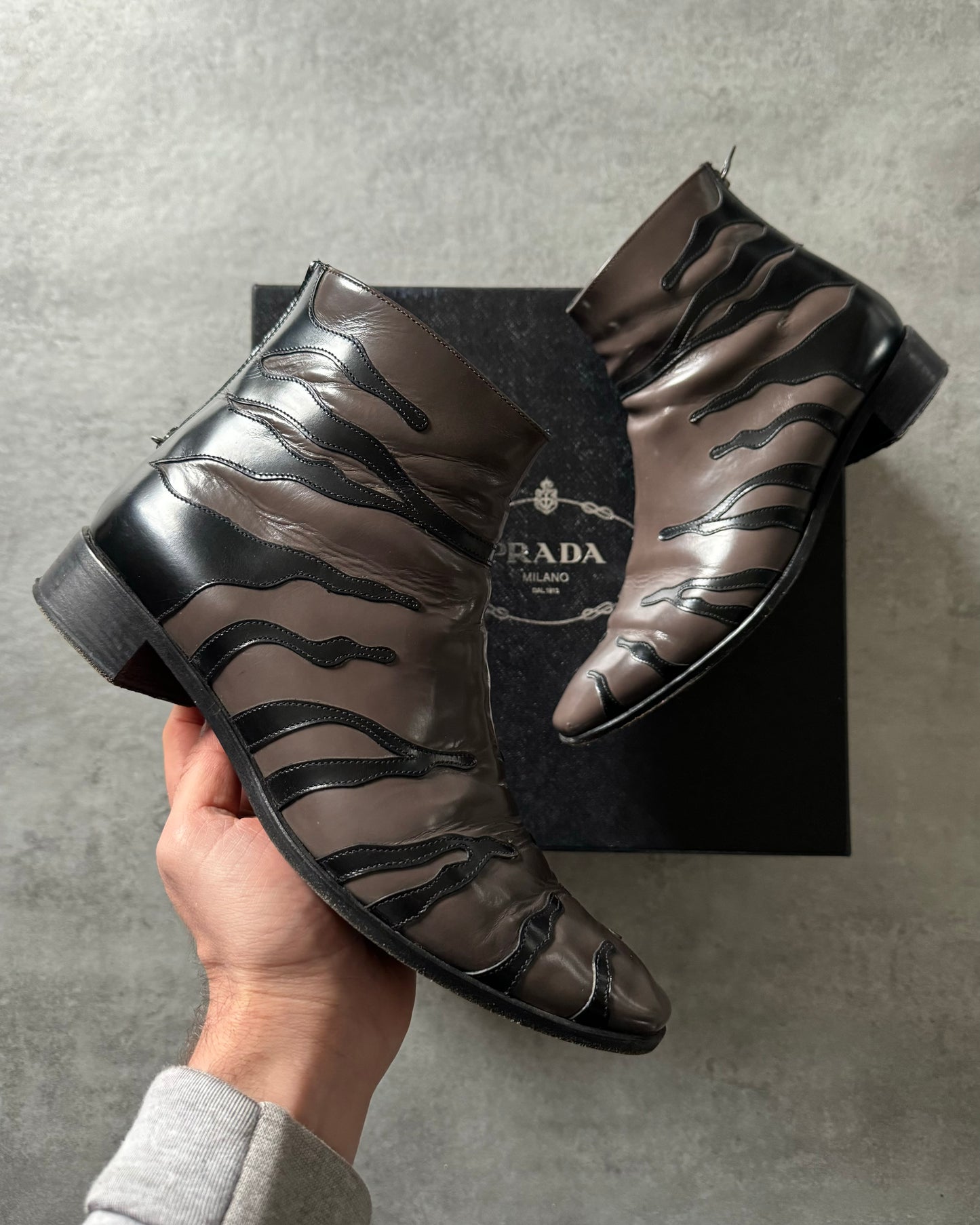 2000s Prada Zebra Brown Leather Boots (37,5) - 1