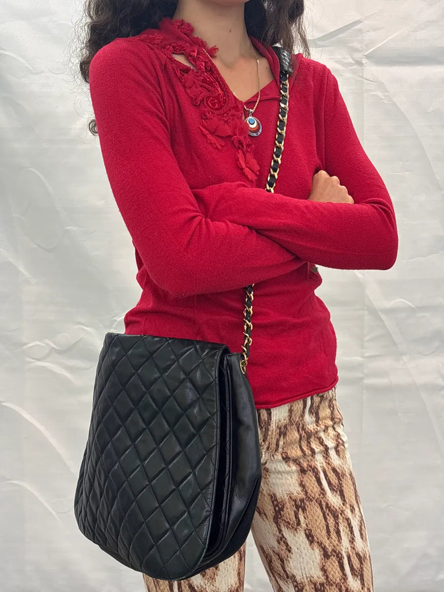 1990s Chanel Black Leather Quilted Chain Strap Shoulder Bag oqCQaQtg 4