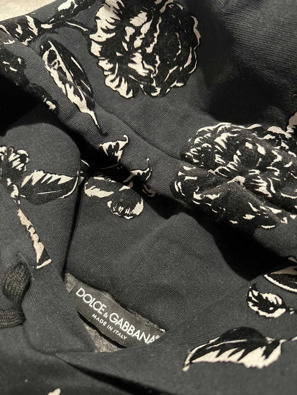 2000s Dolce & Gabbana Royal Black Primea Linea Relief Hoodie (M) - 10