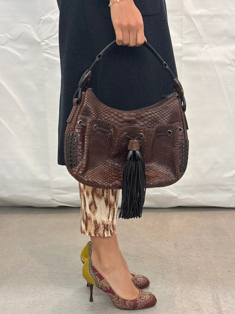 2000s Giorgio Armani Brown Leather Python Texture Tassel Shoulder Bag pHvrsPKd 1