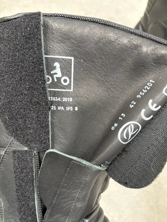 Paraboot Black Ankle Padded Biker Leather Boots TyspgDN 7