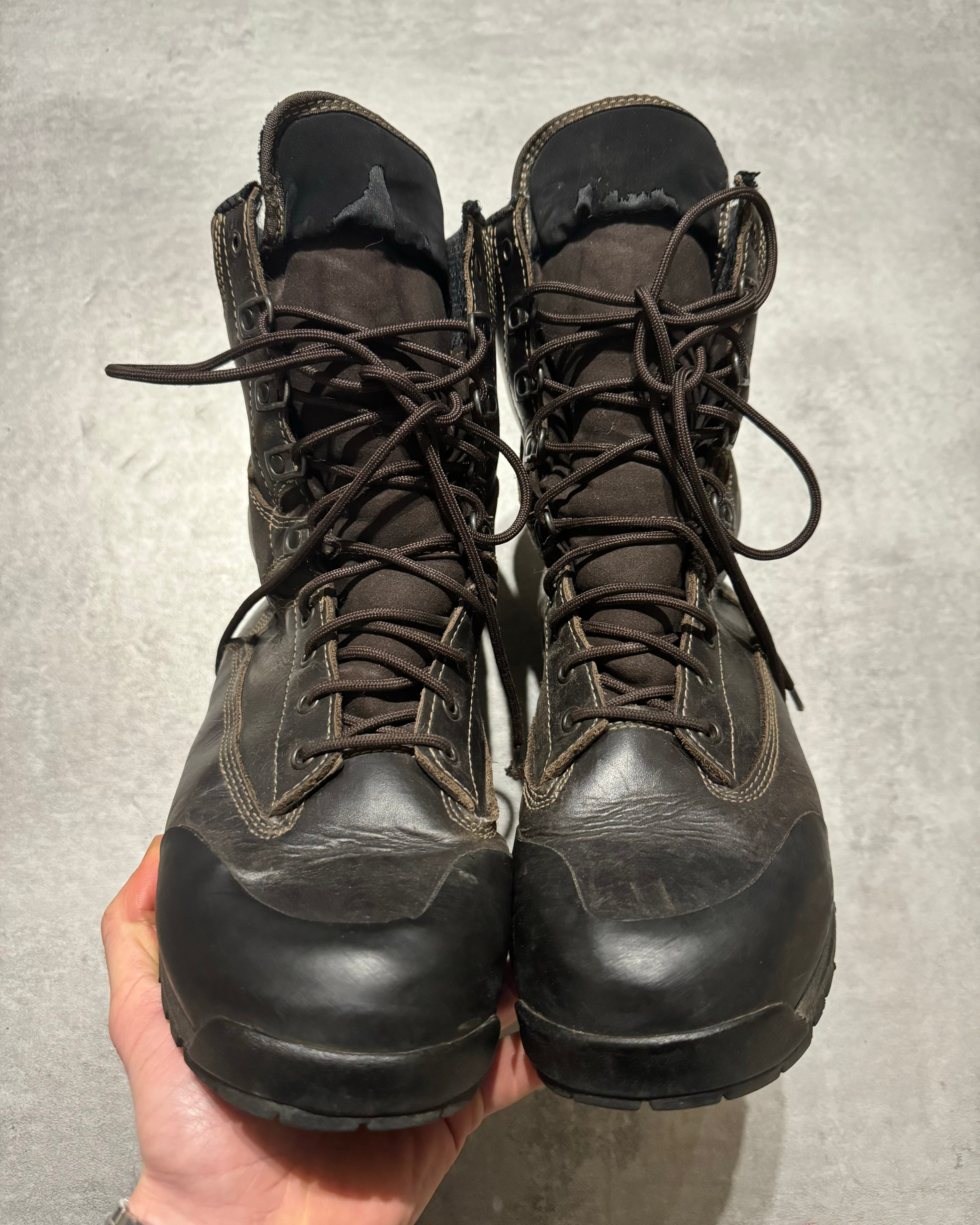 AW2019 Combat Brown Cozy Vibram Boots (45) - 2