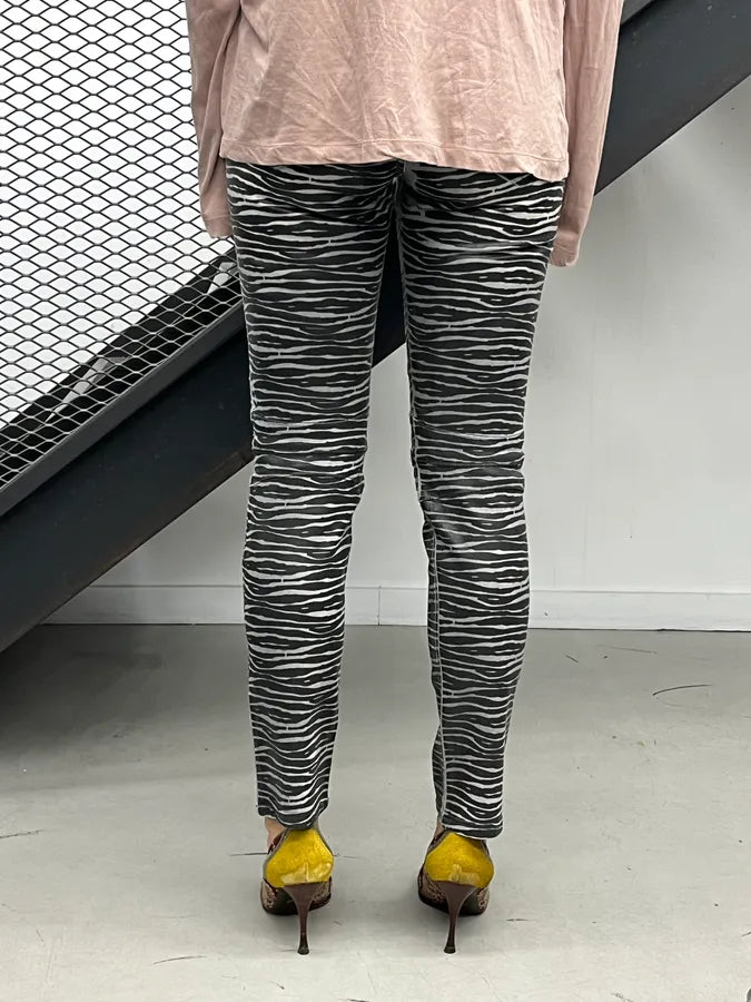 Pierre Balmain Black & Grey Zebra Stripe Waxed Slim Jeans KFEsiTT 3