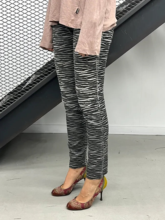 Pierre Balmain Black & Grey Zebra Stripe Waxed Slim Jeans KFEsiTT 2