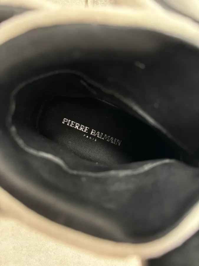 Pierre Balmain Avant-Garde Cream Grey Suede Lace-Up Boots LDNNHpt 10