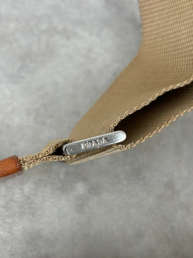 2000s Prada Beige Python Leather Messenger Bag  tAYAhmk 12