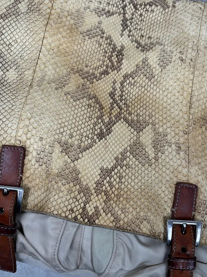 2000s Prada Beige Python Leather Messenger Bag  tAYAhmk 5