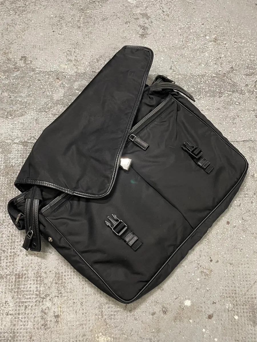 Prada Black Computer Shoulder Bag (OS) 4