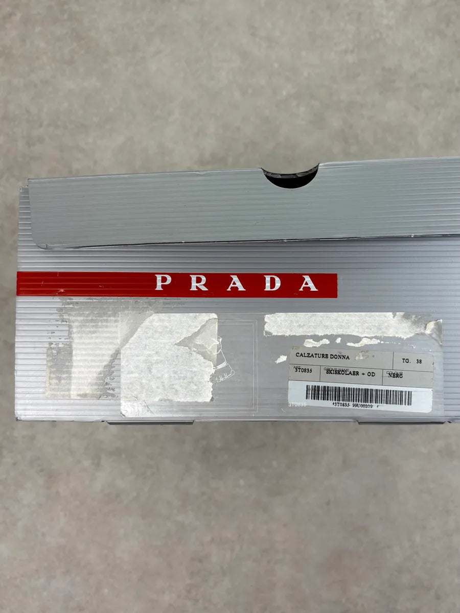SS2000 Prada Black Leather Lug Sole Boots iATwYnh 8