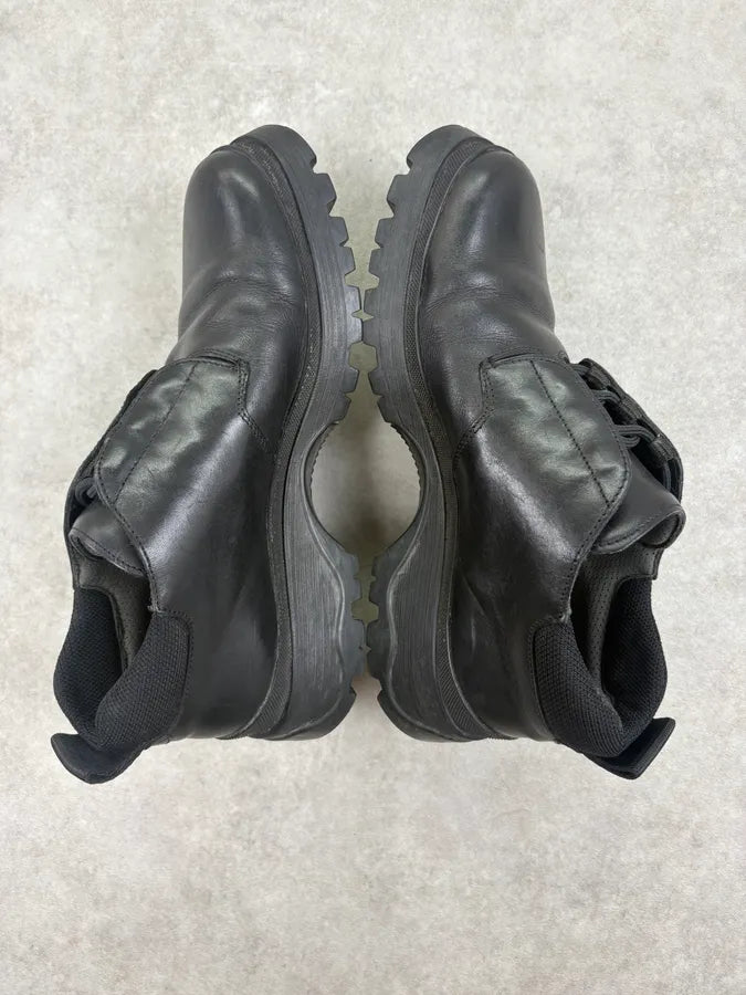 SS2000 Prada Black Leather Lug Sole Boots iATwYnh 3