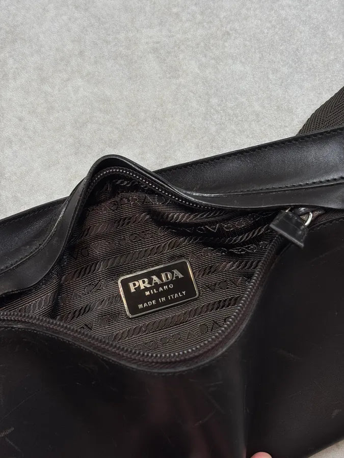 SS2000 Prada Dark Brown Leather Shoulder Bag erlPlFi 12