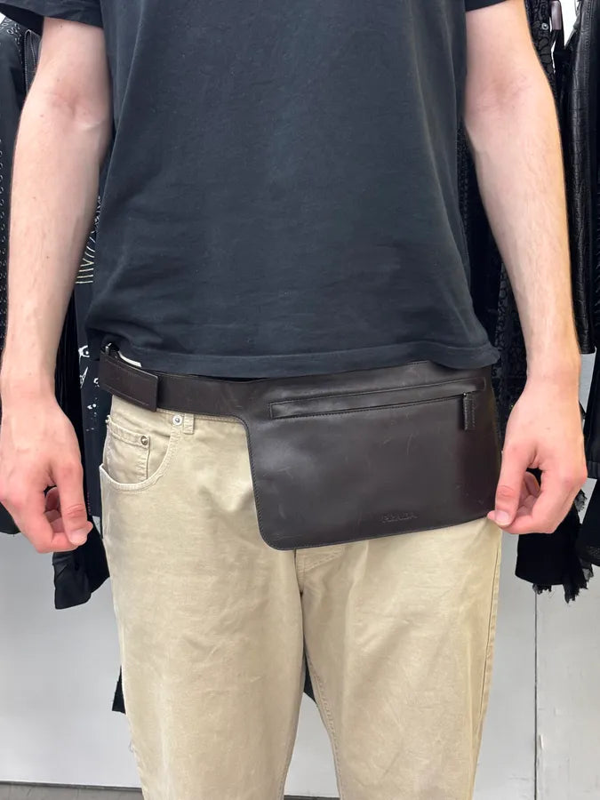 SS2000 Prada Dark Brown Leather Shoulder Bag erlPlFi 1