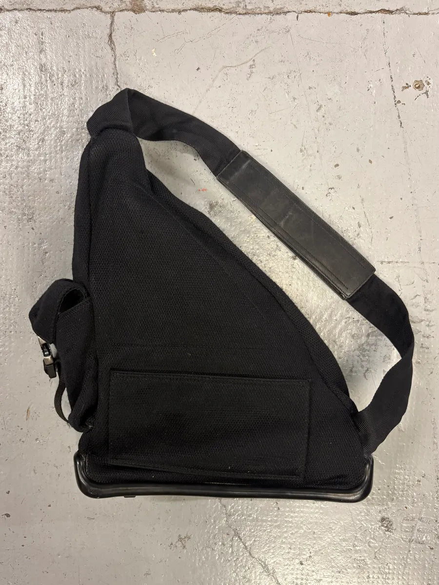 AW1999 Prada Black Nylon Americans Cup Crossbody Bag FyNZrAe 3