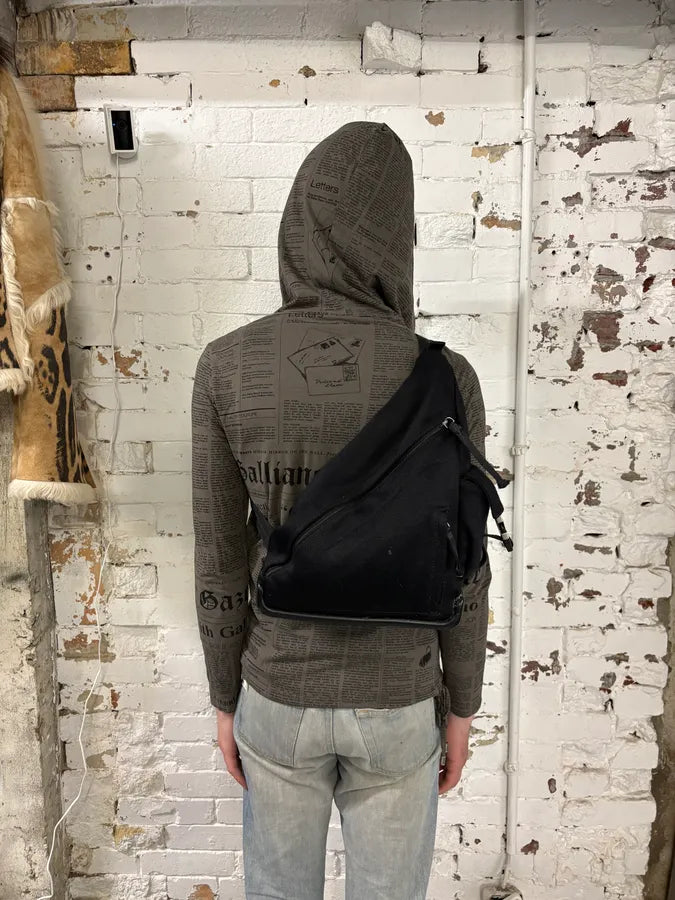 AW1999 Prada Black Nylon Americans Cup Crossbody Bag FyNZrAe 2