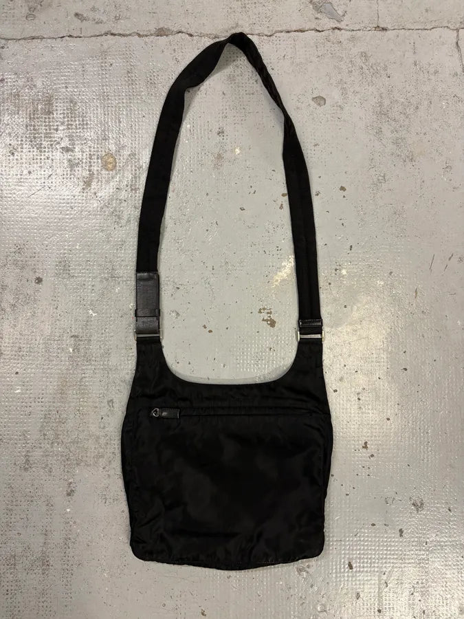 2000s Prada Black Nylon Crossbody Bag jzkMMgJ 4