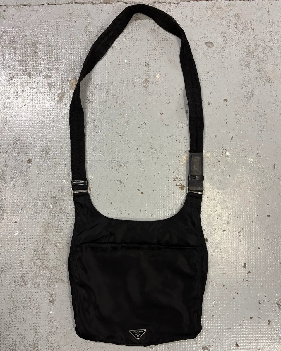2000s Prada Black Nylon Crossbody Bag jzkMMgJ 0
