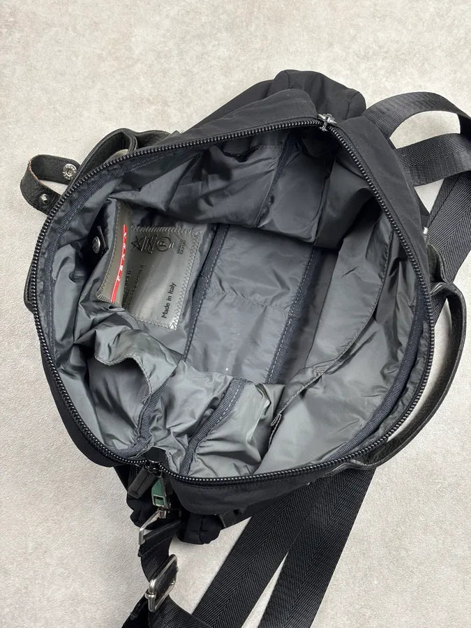 2000s Prada Black Nylon Laptop Handle Bag PdCPDcn 16