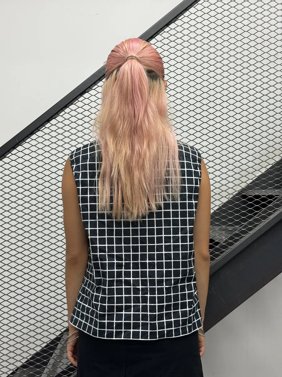 SS2011 Prada Black White Grid Sleeveless Shirt NYxmteP 2