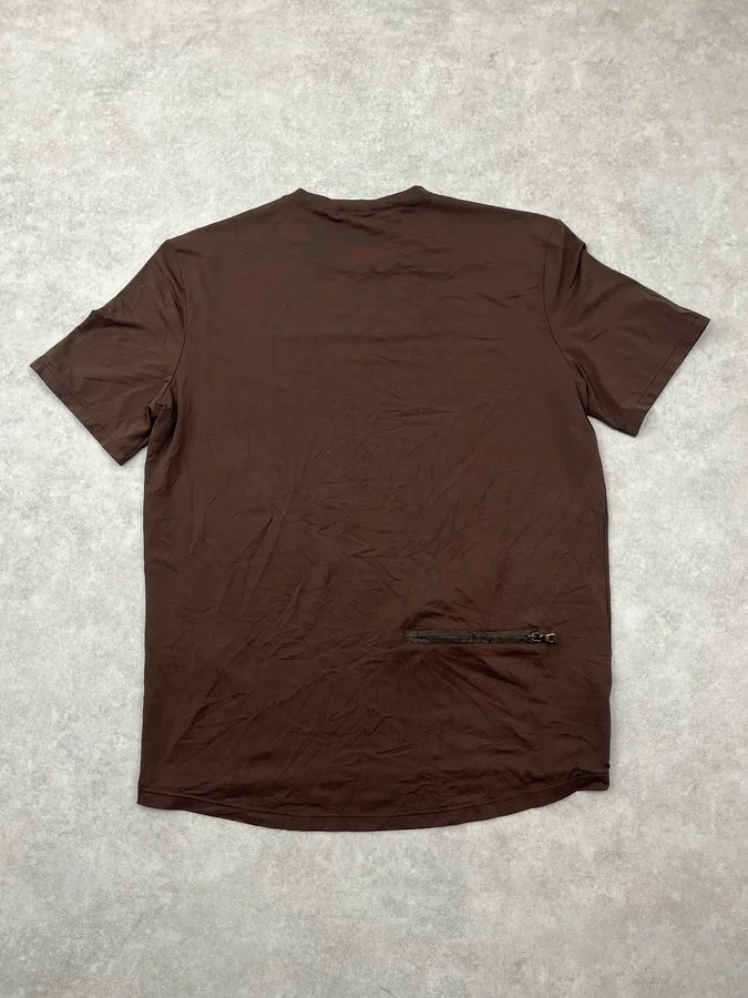 SS2003 Prada Brown Back Zip Logo-Patch T-Shirt aRjSAlO 5