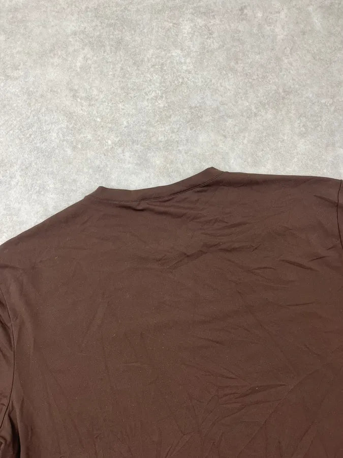 SS2003 Prada Brown Back Zip Logo-Patch T-Shirt aRjSAlO 6