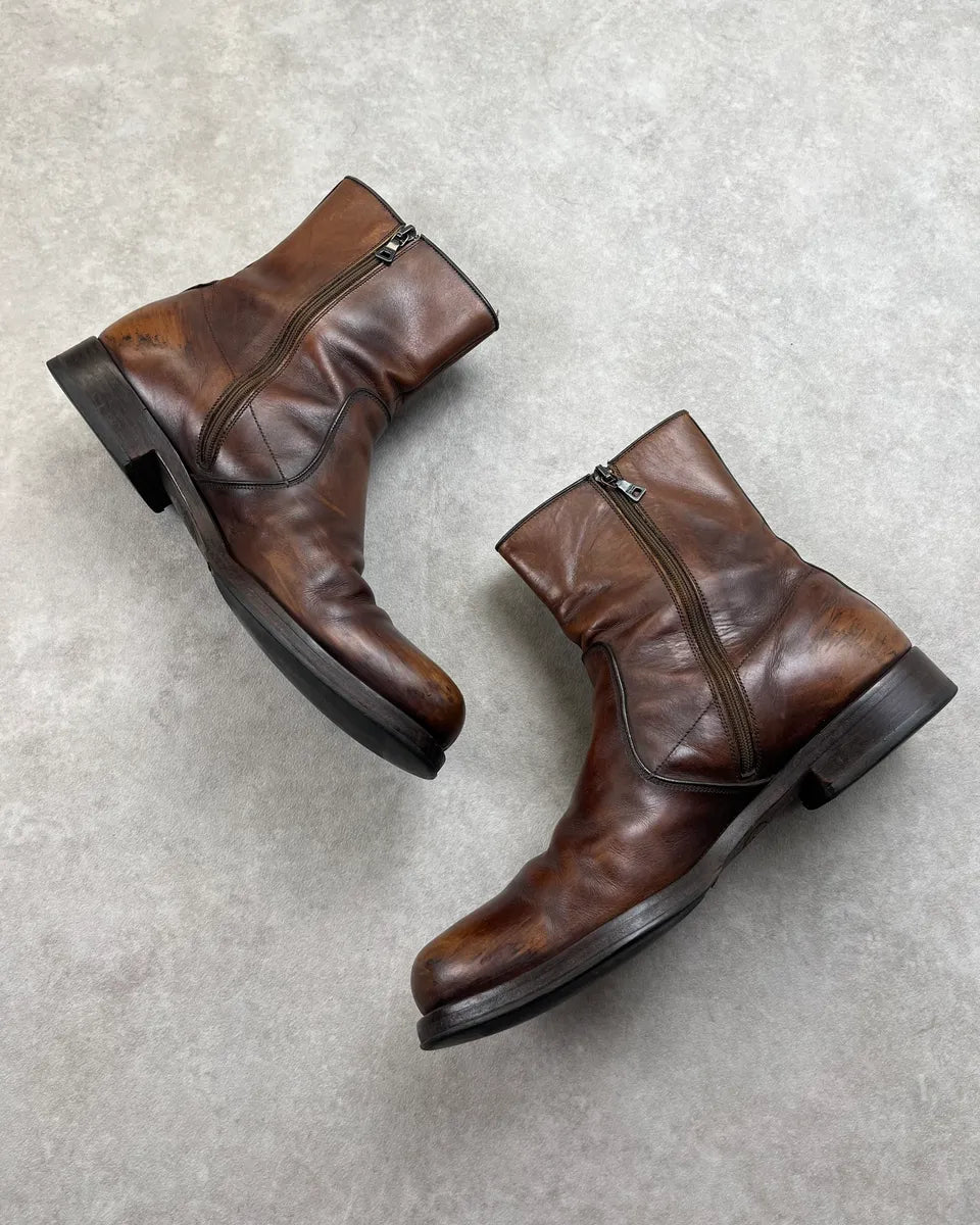 Prada Brown Eroded Leather Chelsea Boots avDswyK 2