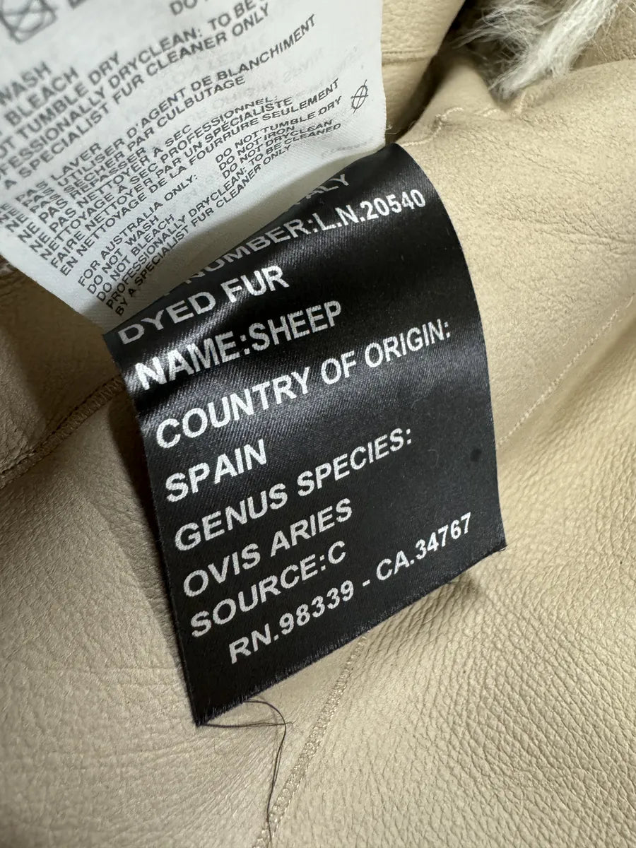 Prada Fur Creamy White Fur Leather Vest AGTQceH 10