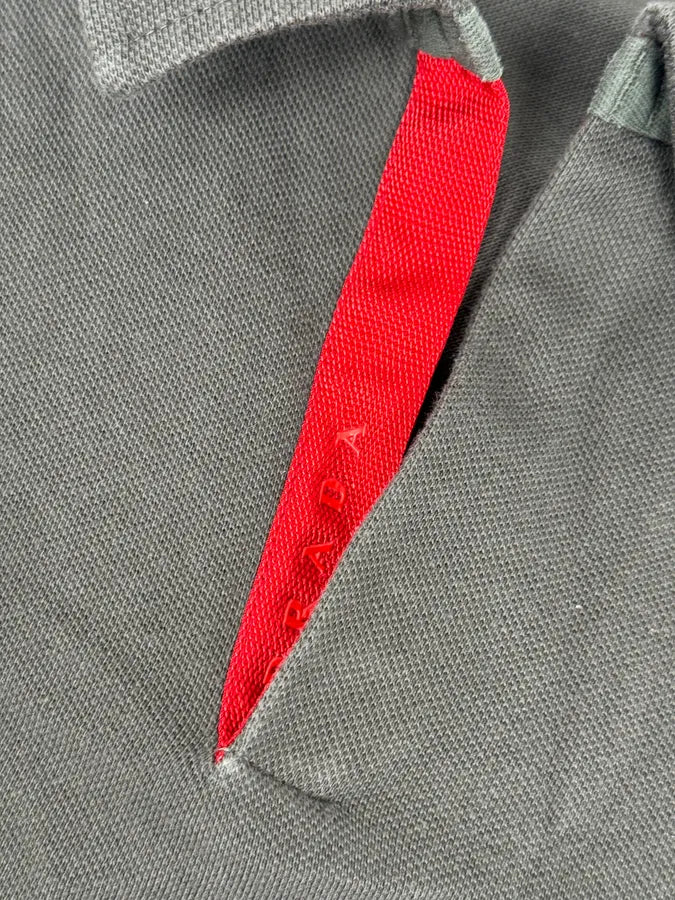 2000s Prada Grey & Red Contrast Collar Polo RdlIbWO 3