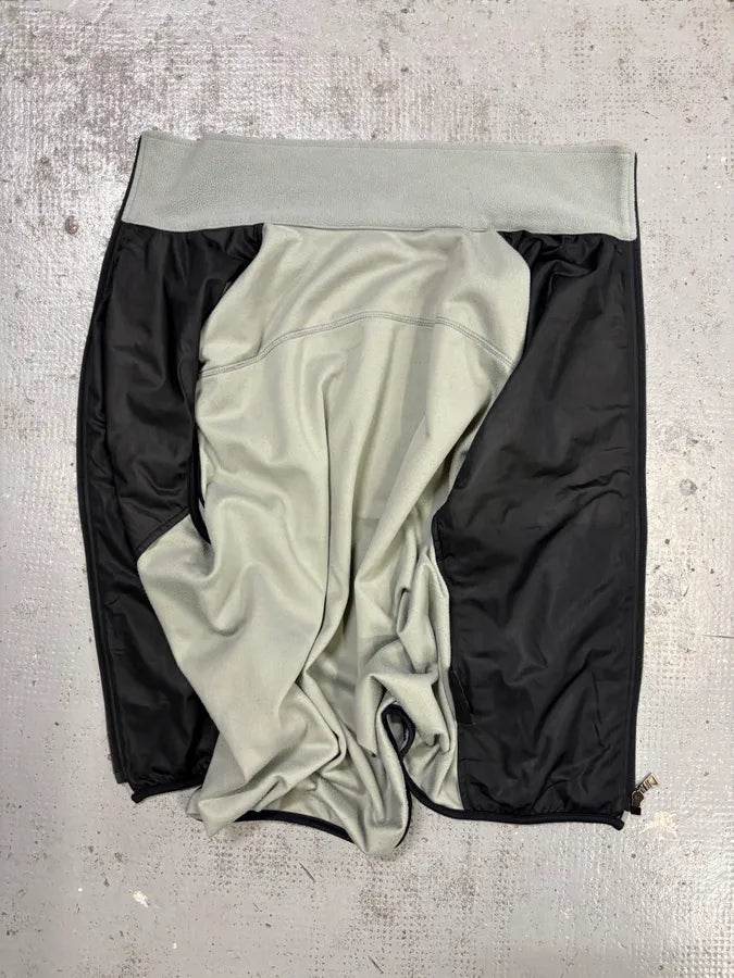 2000s Prada Grey Fleece Linea Rossa Vest paATkdB 5