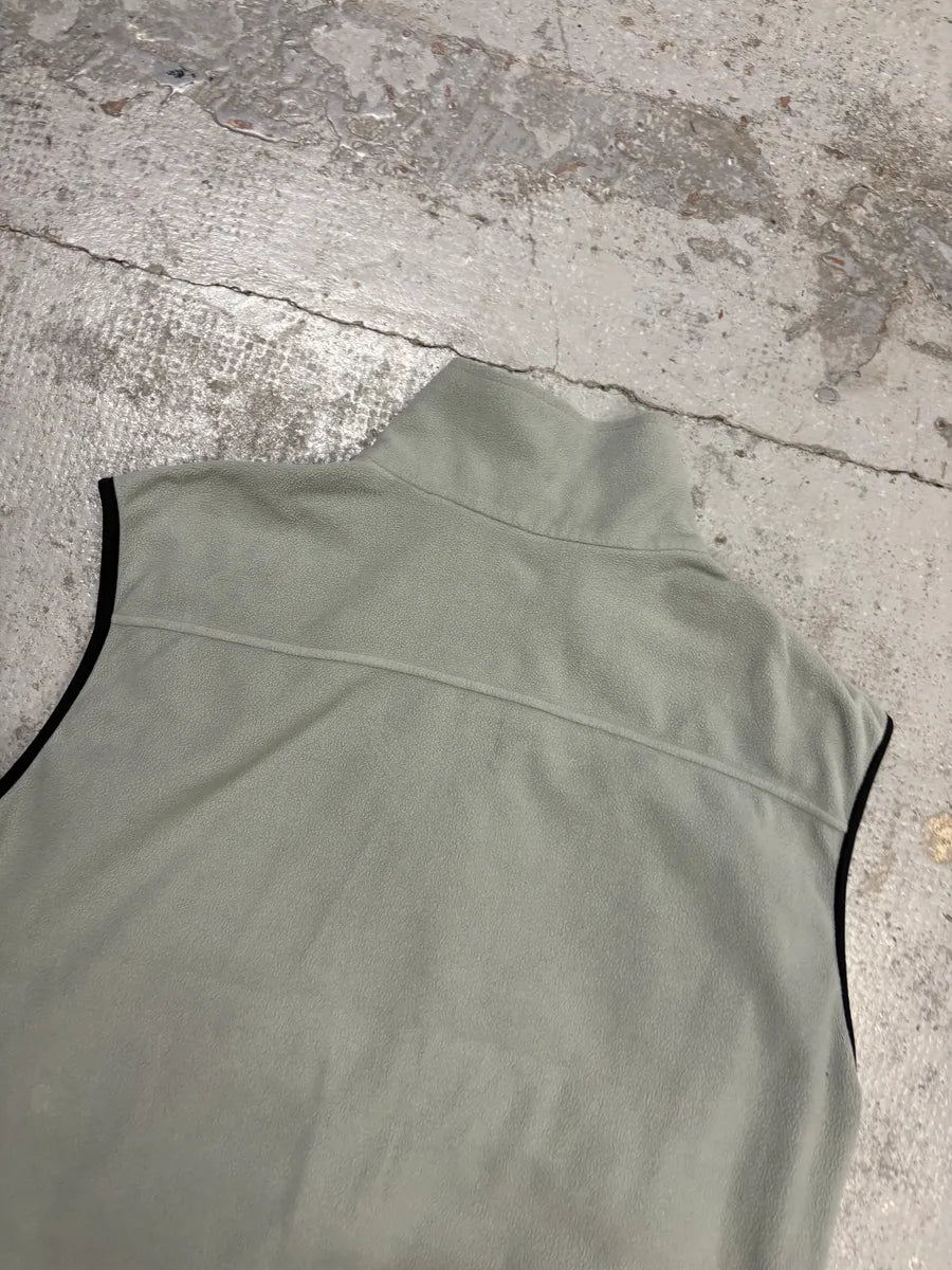 2000s Prada Grey Fleece Linea Rossa Vest paATkdB 4