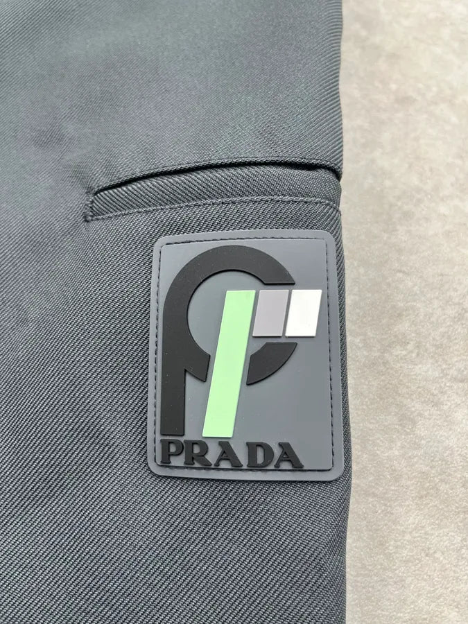 SS2018 Prada Grey Nylon Cargo Shorts SbPOOZd 8