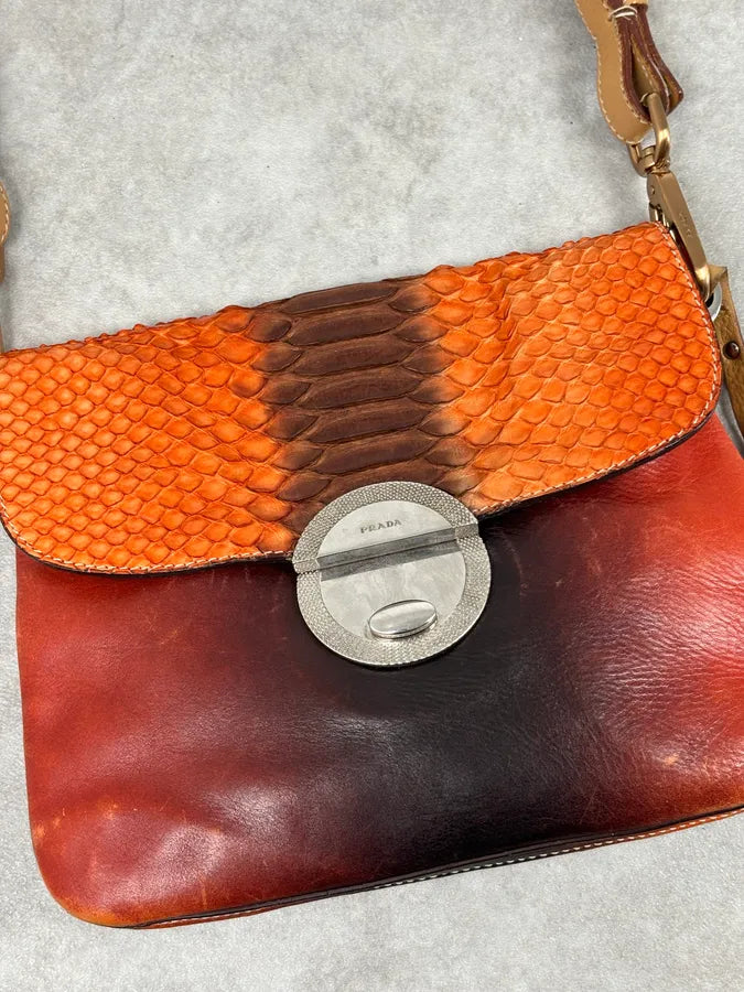2000s Prada Orange Leather Python Shoulder Bag YeGpqXg 4