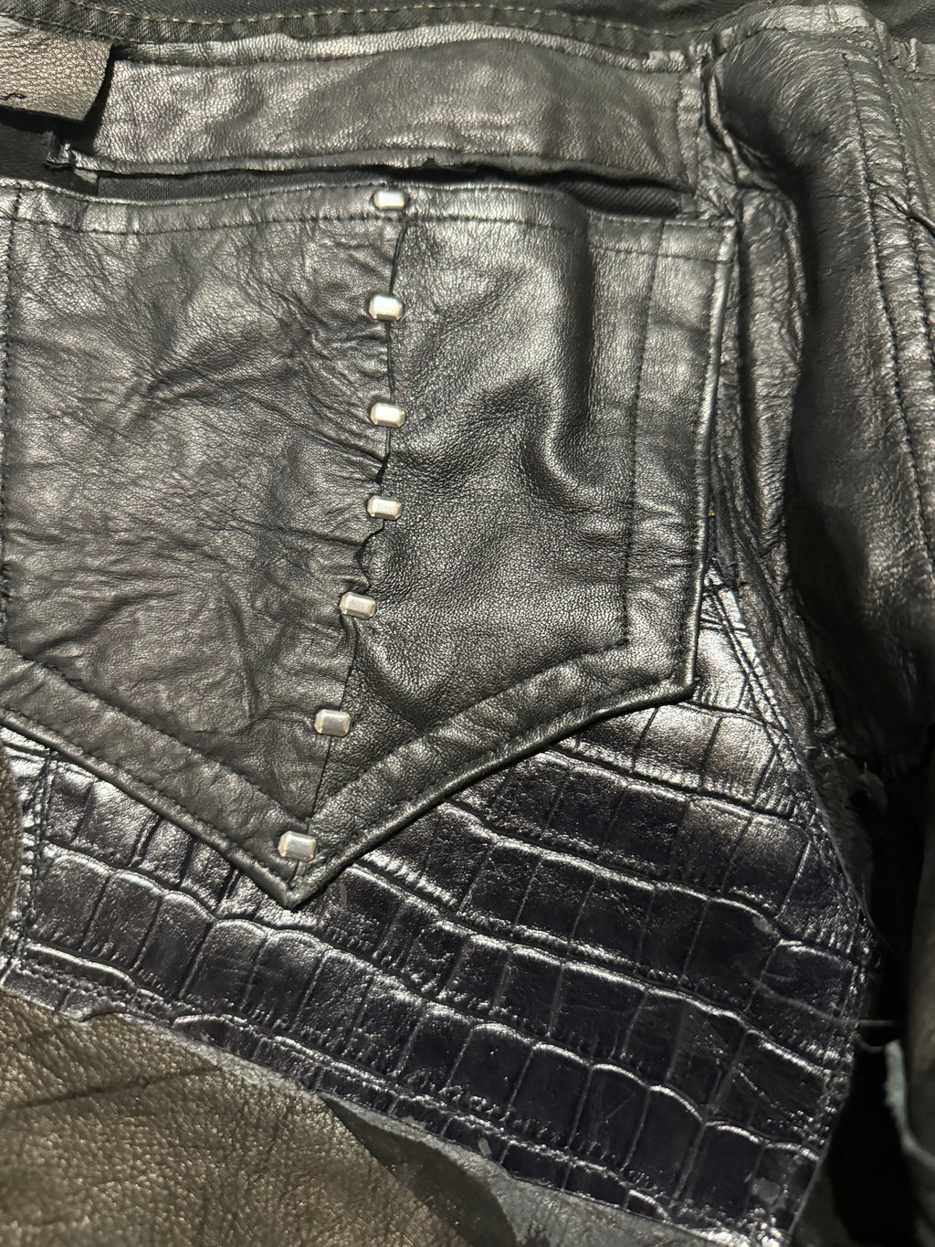 Artisanal Obscure Italian Lab Reworked Leather Crafted Black Pants (M/L) - 5