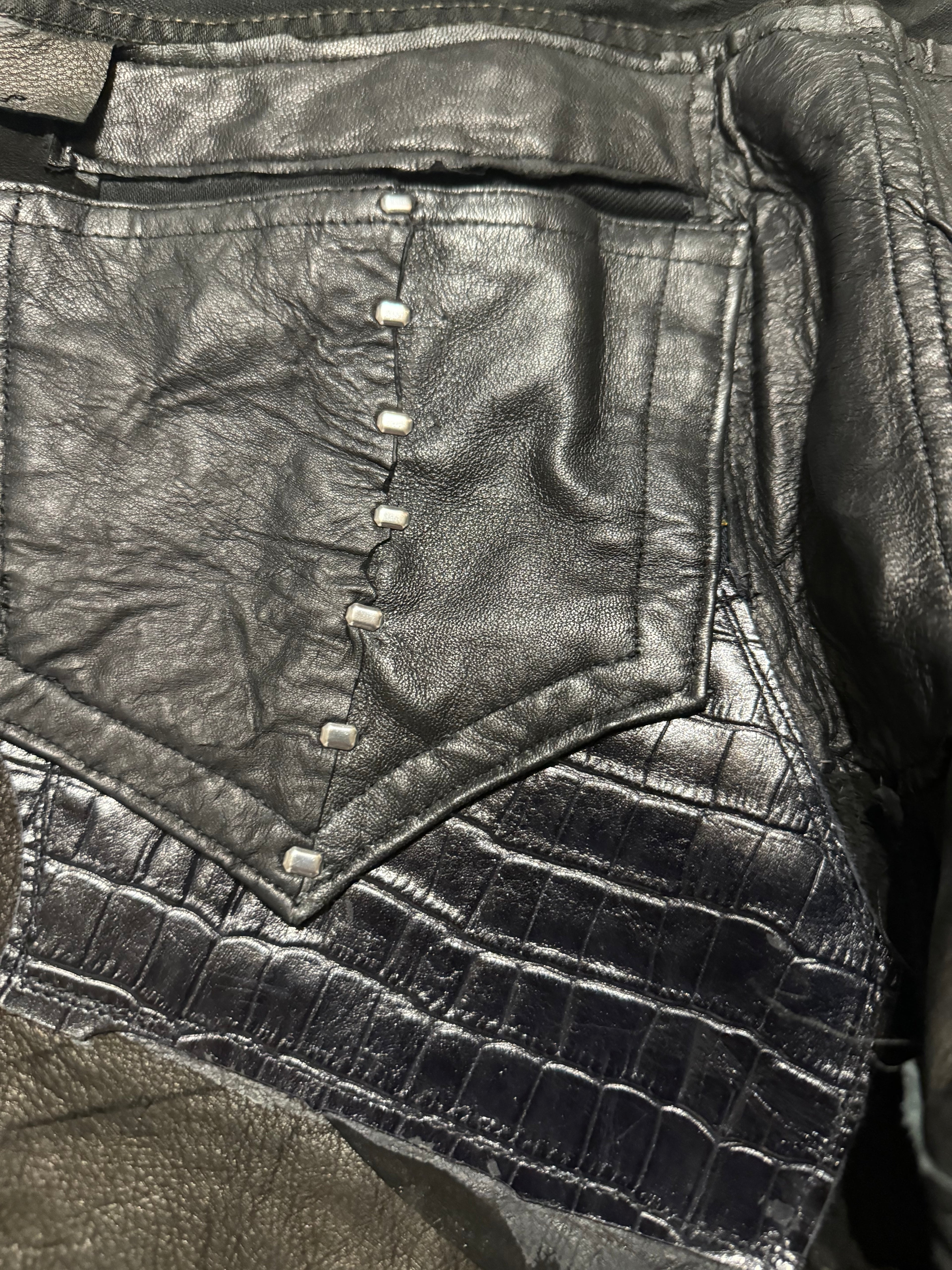 Artisanal Obscure Italian Lab Reworked Leather Crafted Black Pants (M/L) - 5