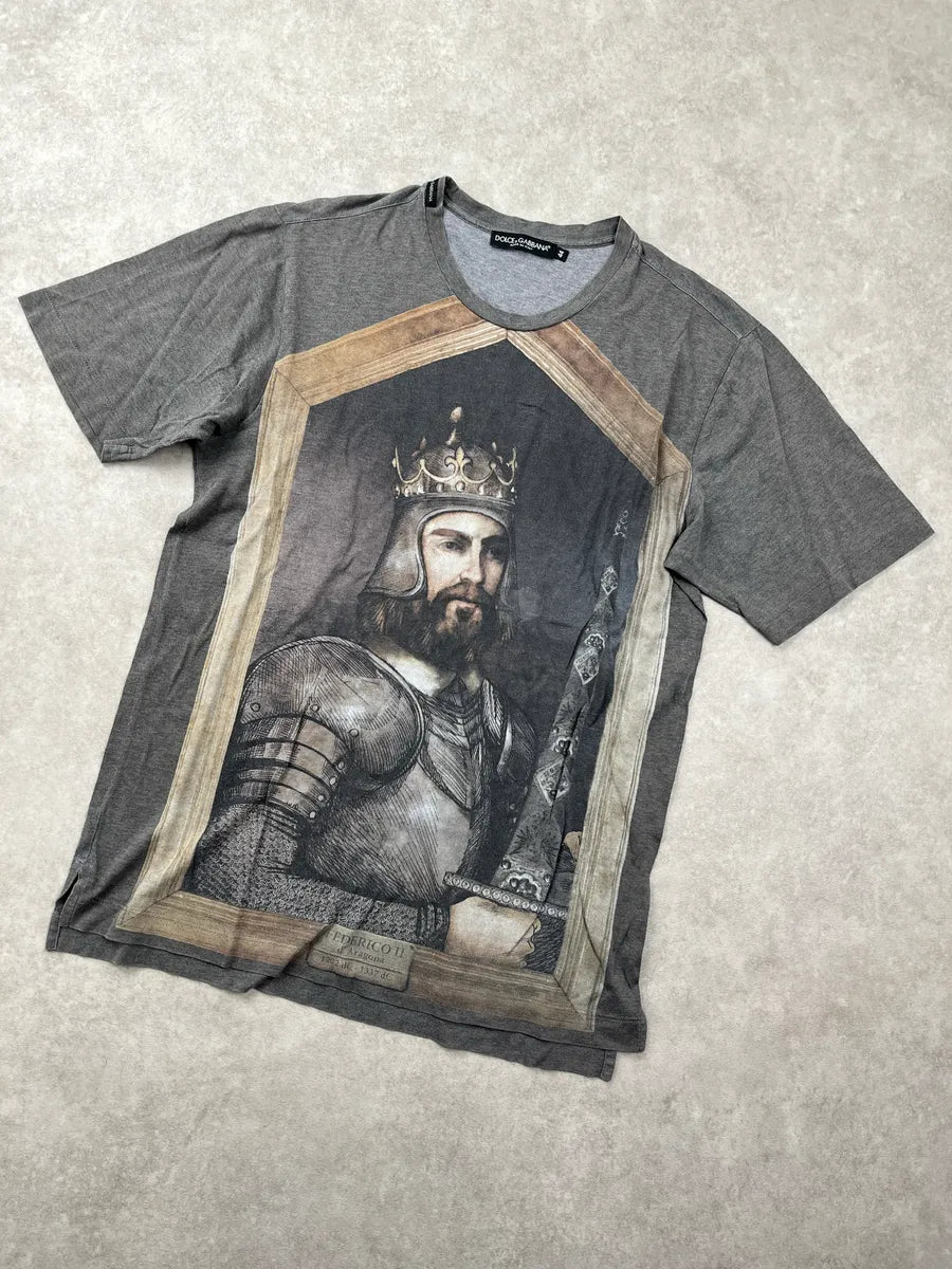2010s Dolce & Gabbana Grey Knight Portrait Framed Graphic T-Shirt rYnfkfKj 6