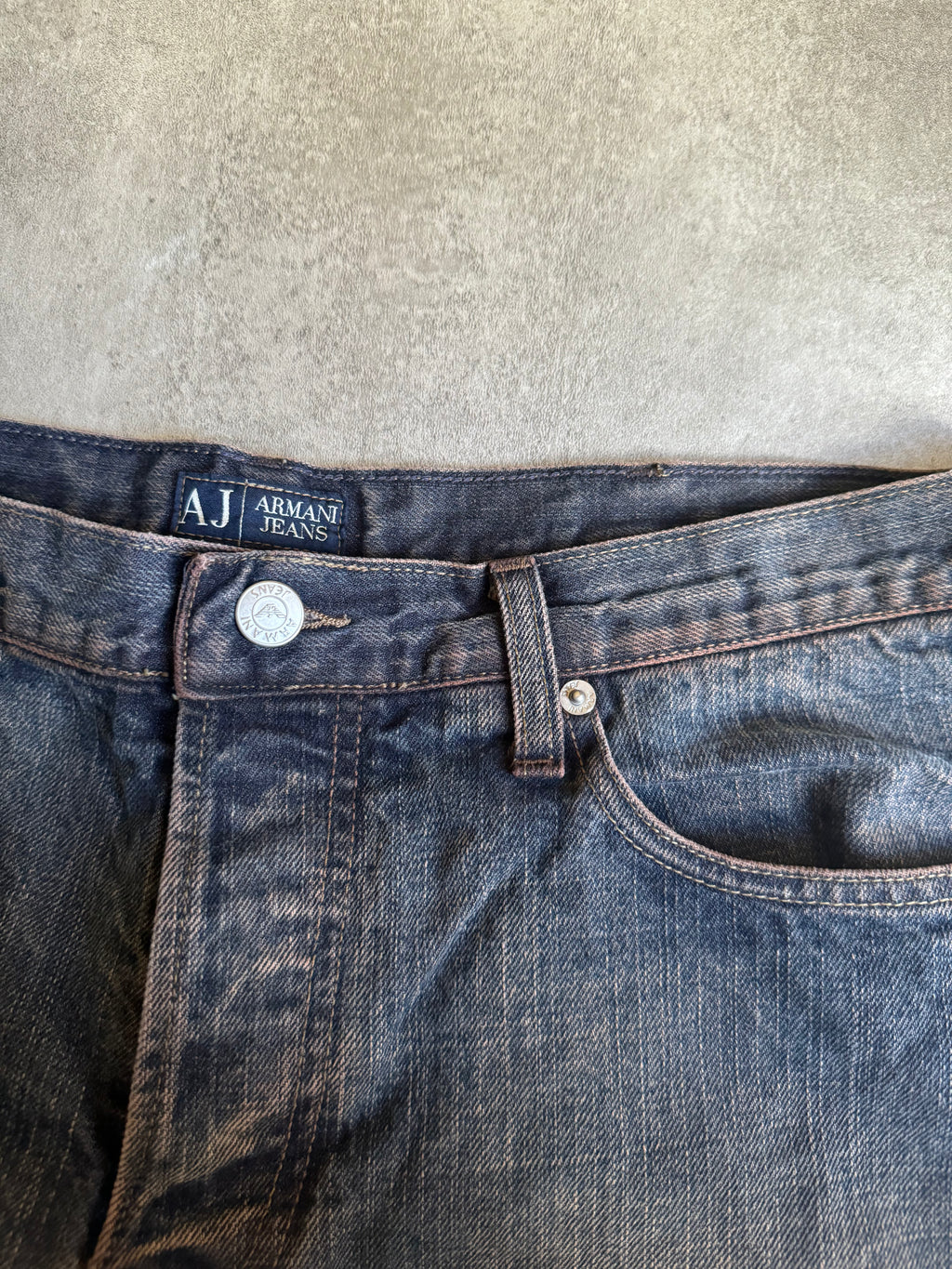 2000s Armani Vintage Faded Wash Effect Denim Jeans (L) - 10