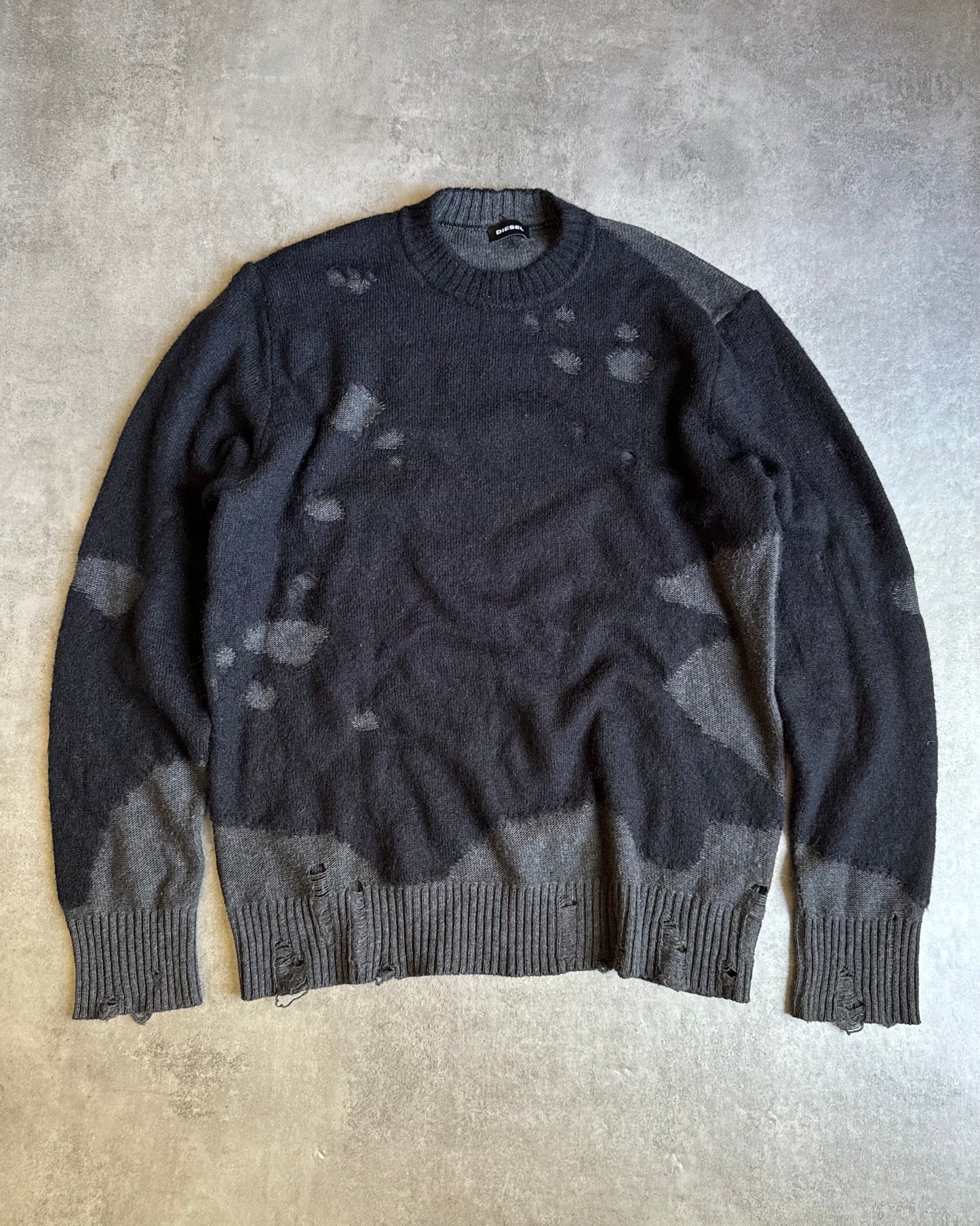 AW2018 Diesel Grey & Black Distressed Sweater (M) - 1